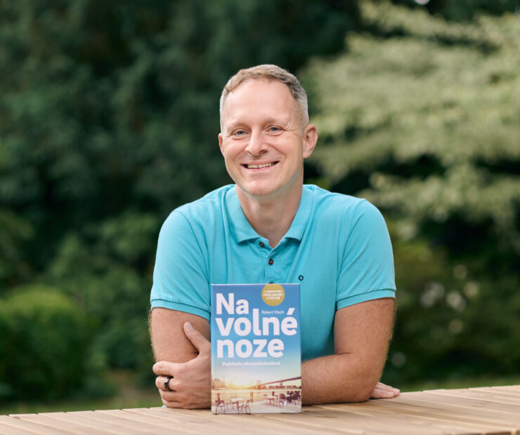🇨🇿 Robert Vlach in 2023 with Na volné noze (The Freelance Way in Czech)